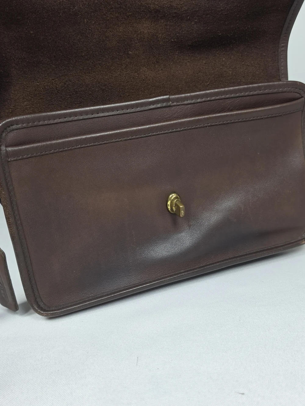 COACH Vintage Brown Leather Men’s Turnlock Clutch Wristlet Bag 9971 USA M OS